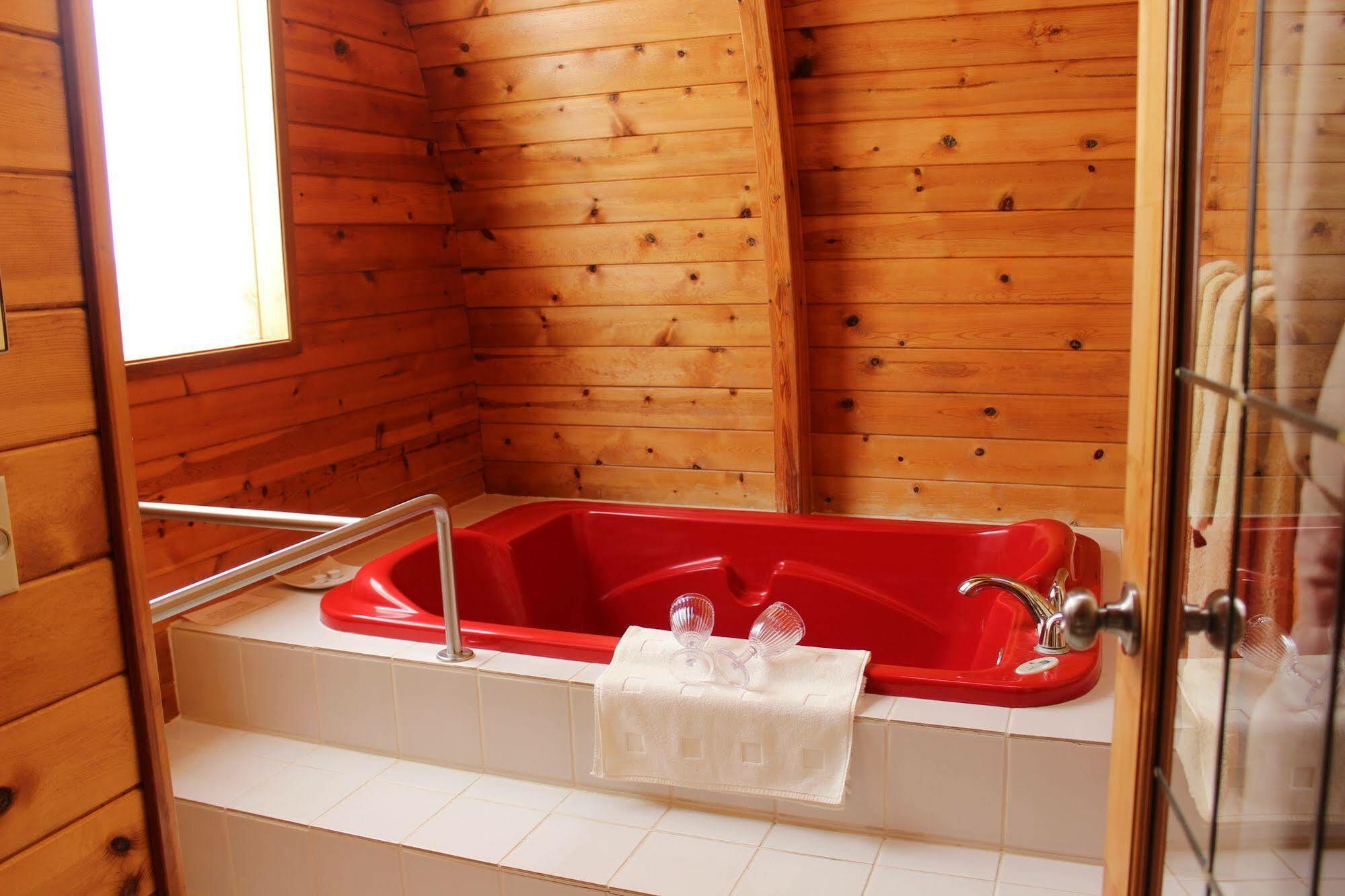 Mineral Springs Resort Fernwood Εξωτερικό φωτογραφία